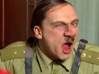 Стоп-кадр из сериала «Осторожно. Модерн». Стоп-кадр из сериала «Осторожно. Модерн».