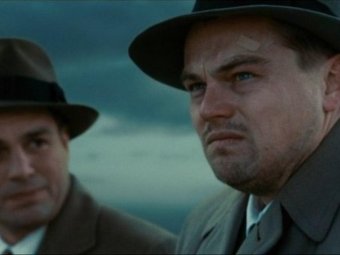 Стоп-кадр из к/ф «Остров проклятых». Стоп-кадр из к/ф «Остров проклятых».